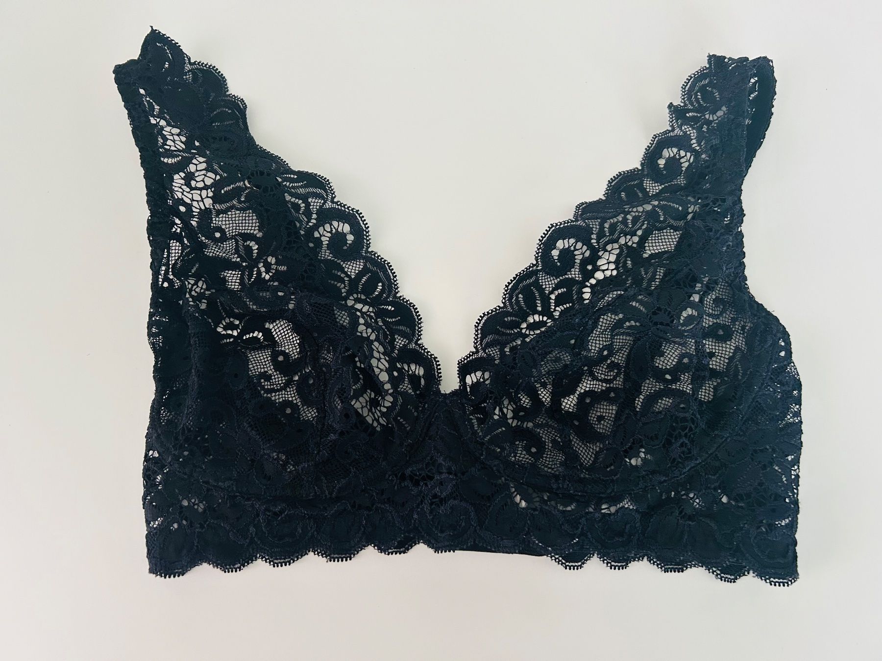 Hanro Sonstige Unterwäsche: Hanro Black Lace Bra, wie NEU – Neu (gemäss Beschreibung) aus Zürich von diva1972