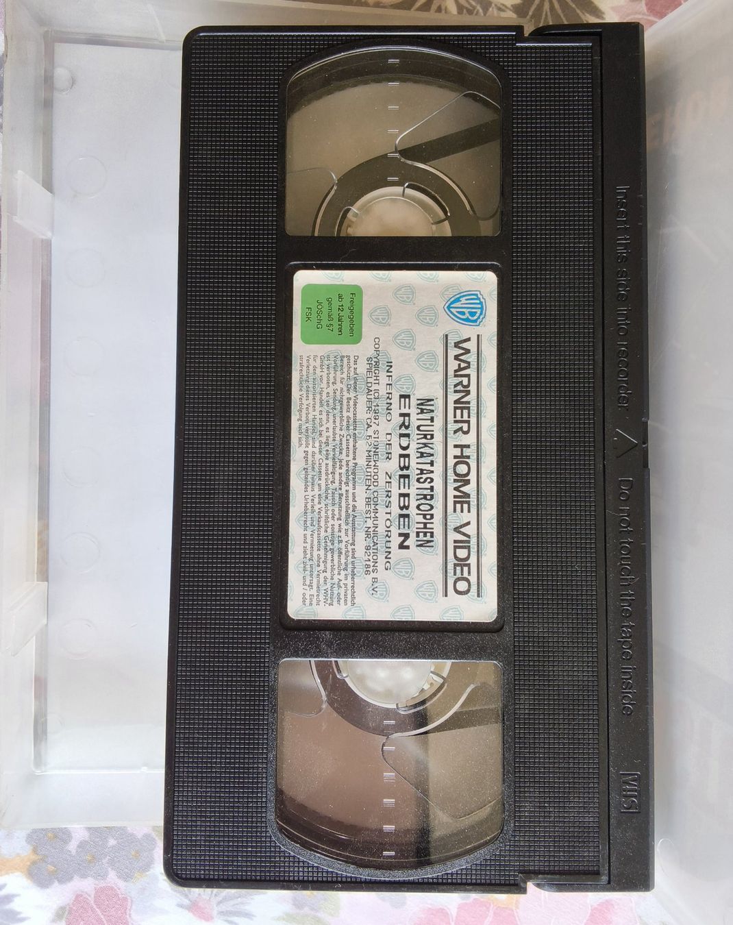 Tutti i VHS: VHS Naturkatastrophen Erdbeben 1995 52' – Usato da Hallau venduto da histoiremerveilleuse 2