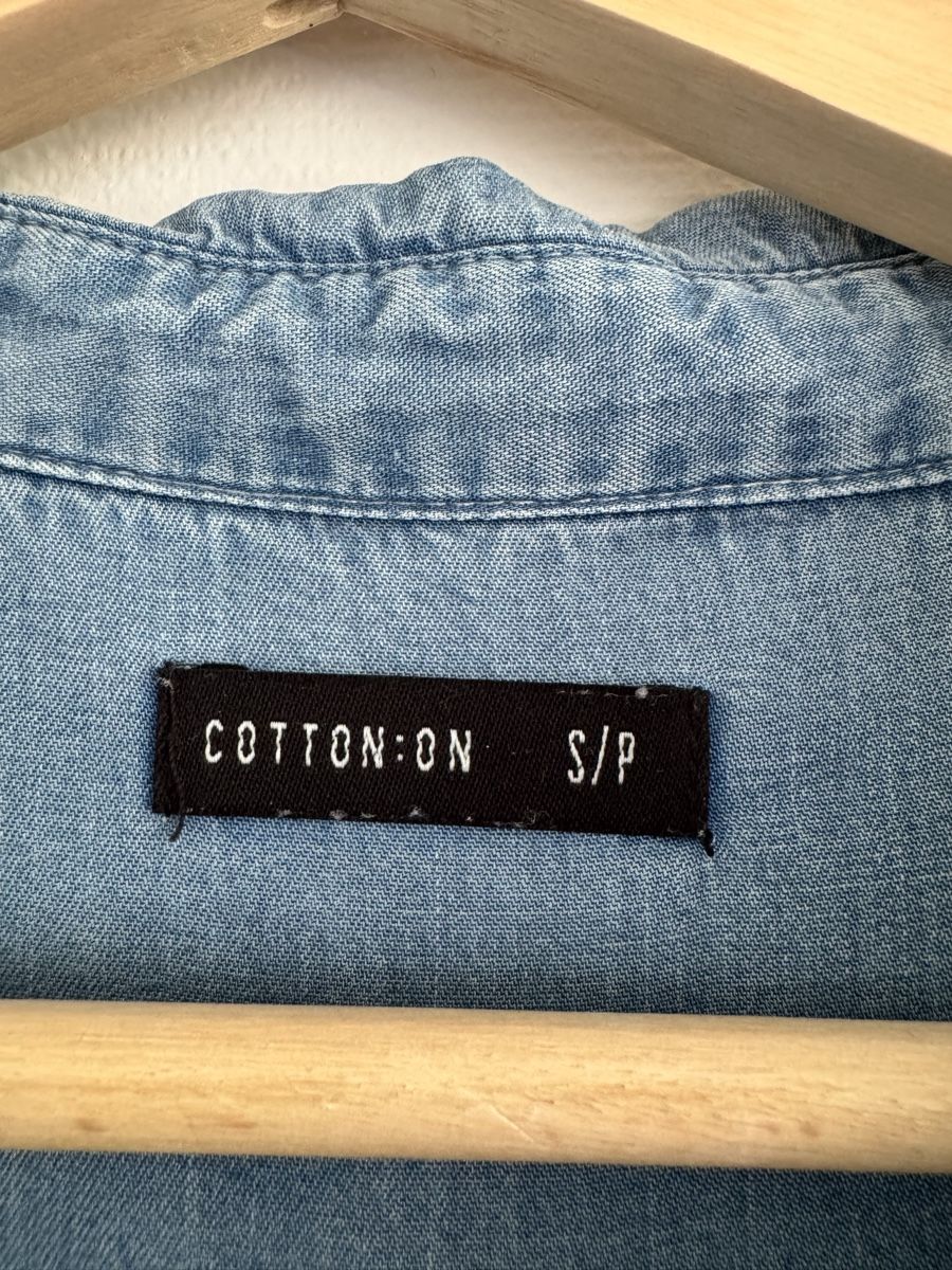 Chemisiers: Damen Bluse Cotton On – D'occasion à St. Gallen par nikolasbong 2
