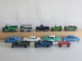 Dinky Toys 1:43: 12 Fahrzeuge für Bastler, o. OVP