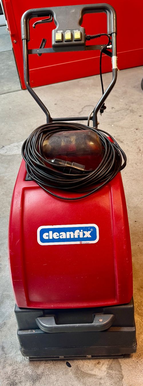 Cleanfix Aspirapolveri & Accessori: Cleanfix RA400 – Usato da Wil SG venduto da TerreBrune