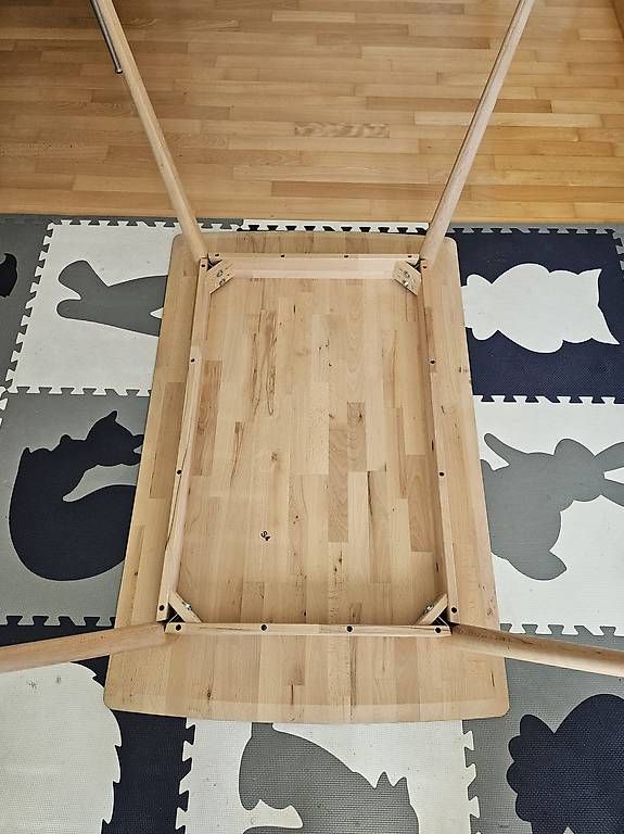 Tavoli: Tisch auf Hokz / Table en bois – Usato da Bern venduto da cavie 1