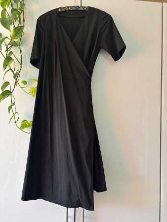 COS schwarzes Wickelkleid Gr. 36