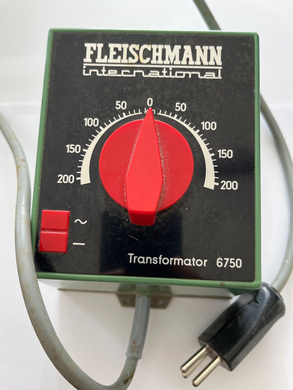 Fleischmann Modellini di ferrovie: Fleischmann Transformator 6750 H0, – Usato da Spiegel b. Bern venduto da Burdicrew