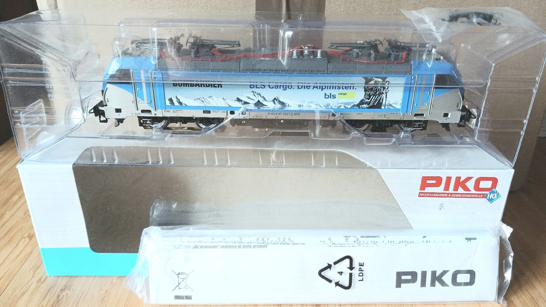 Piko Modellini di ferrovie: PIKO 51563 Ho - BR 187 Railpool BLS "DIGITALE" – Usato da Moutier venduto da 2CC2.3402 3