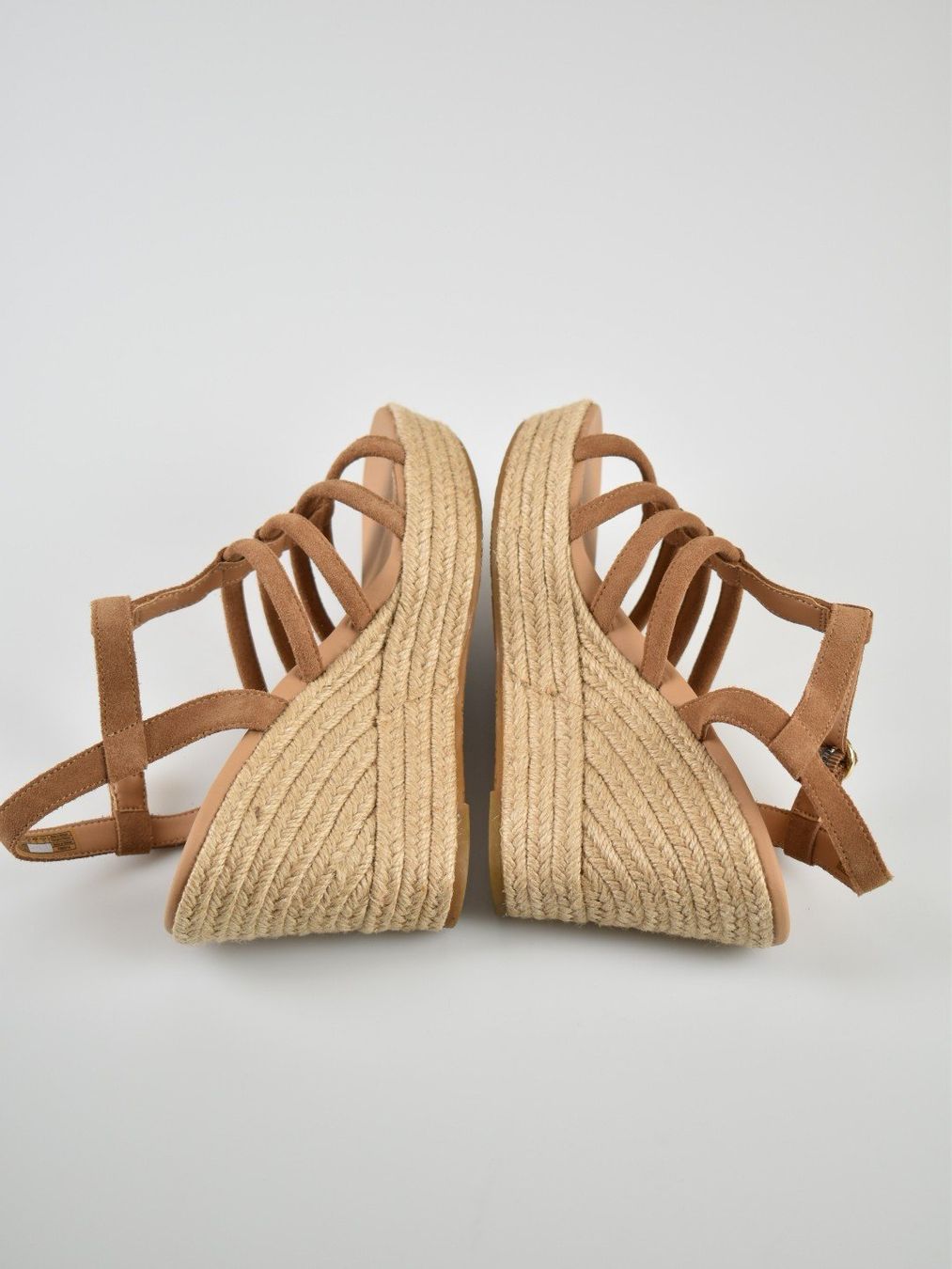 Ugg Scarpe da donna: UGG Cressida Sandalen, neuwertig, Gr.39.5 – Nuovo (secondo la descrizione) da Nürensdorf venduto da 2ND_STORY 2