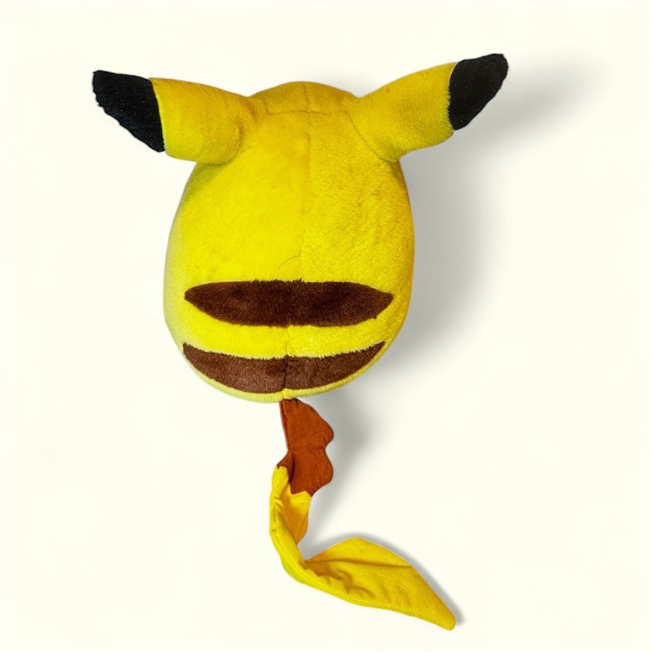 Hasbro Statuette: Süsses Pikachu Stofftier von Hasbro – Usato da Basel venduto da Melee 1