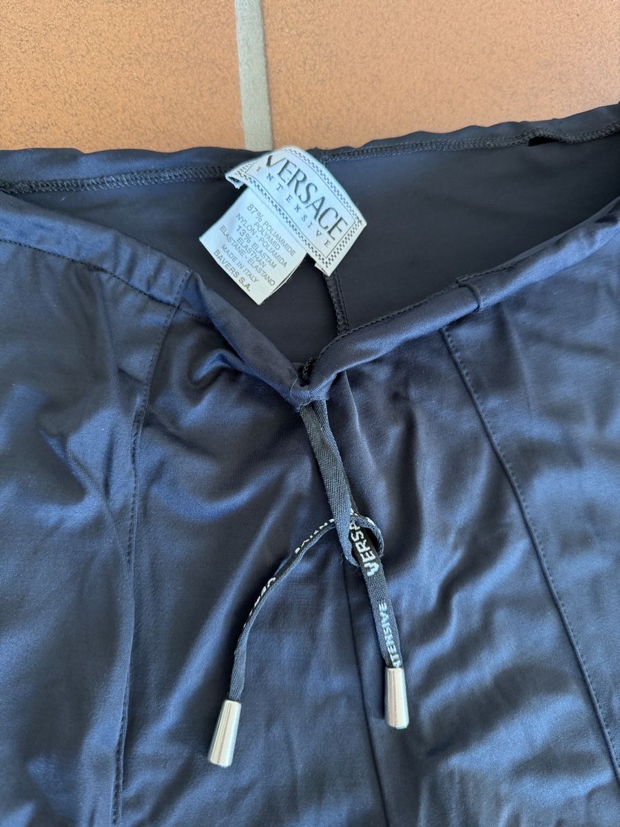 Versace Pantaloni: Versace Jeans Couture Hosen Set  – Usato da Eschenbach SG venduto da MarThu 4