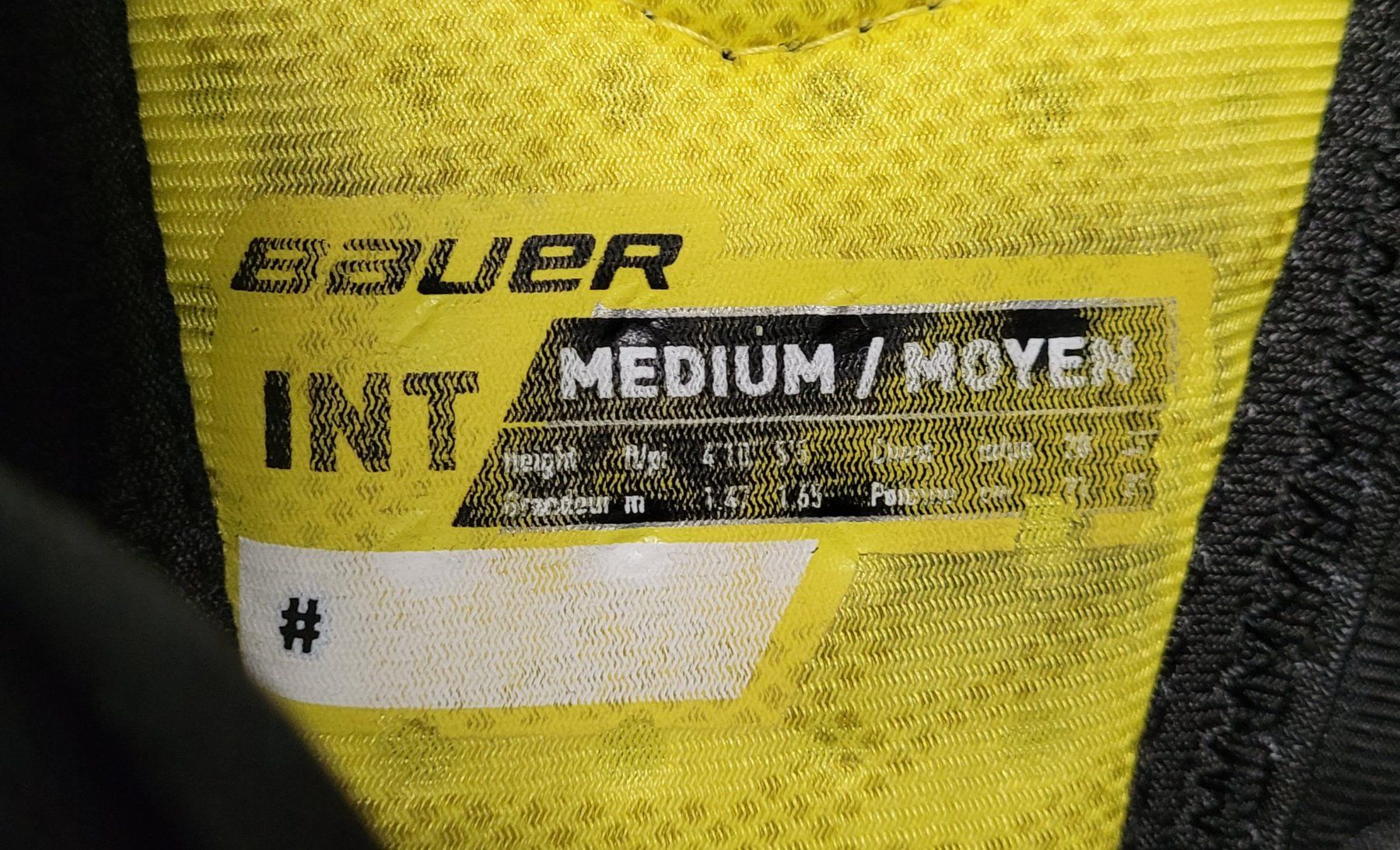 Bauer Schutz & Schoner: Hockey Schulterschutz, Gr. INT M – Gebraucht aus Frasnacht von Snowbird1 2
