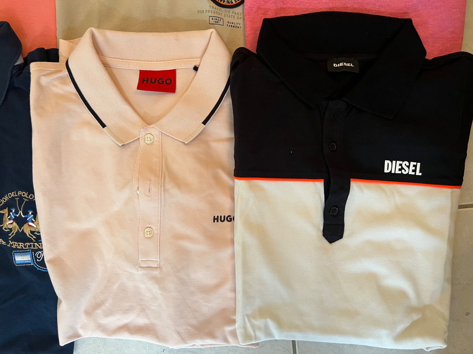 Magliette Polo: Lot de 9 Polo-shirt taille M – Usato da Basel venduto da La.Bonne.affaire 1