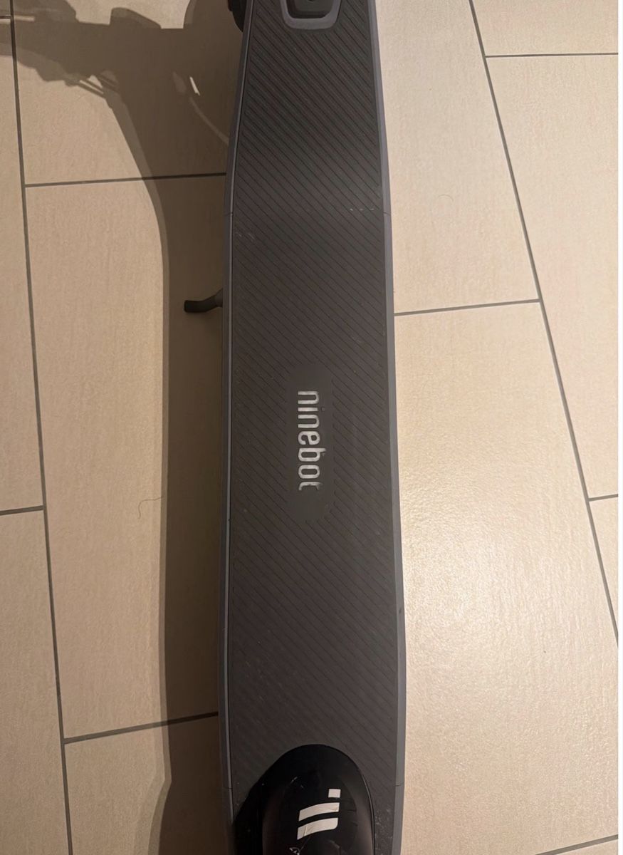 Segway Kickboard: Segway ninebot e2 dII – Gebraucht aus Weiach von tiagomoura123 3