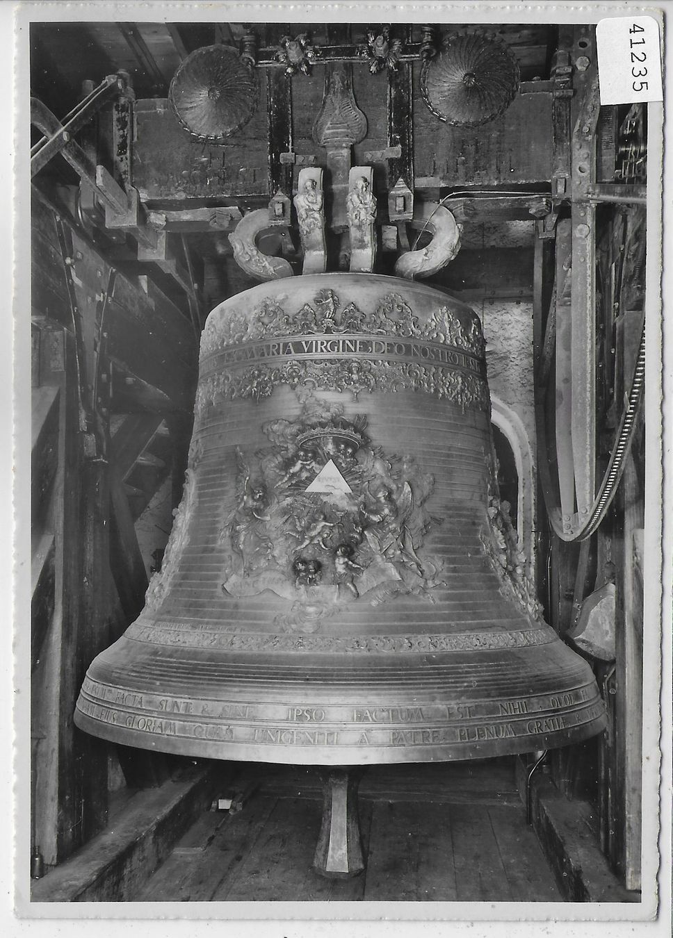 Cartoline postali: Herisau - Grosse Glocke in der evang. Kirche – Usato da Ettingen venduto da Kartenplanet