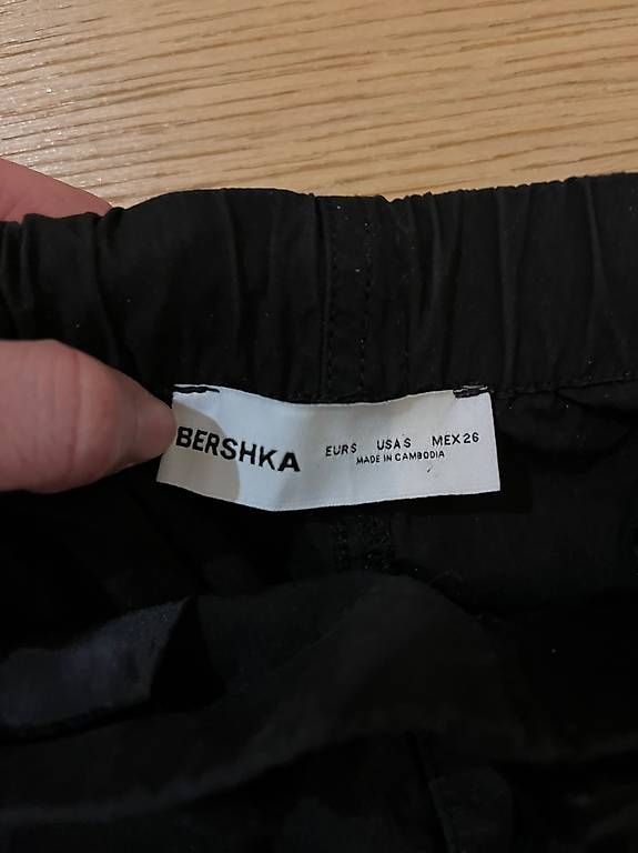 Pantalons: Pantalon noir – D'occasion à Champagne par Marie2108 2