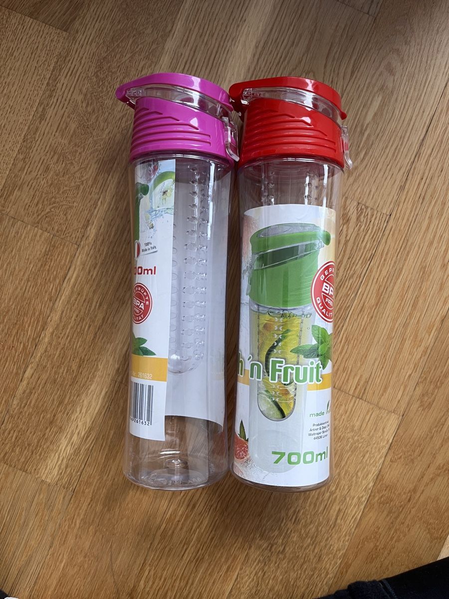 Trinkflaschen & Thermosflaschen: 2x Trinklasche mit Obstfilter (700ml) – Neu und originalverpackt aus Zürich von a.b.2025