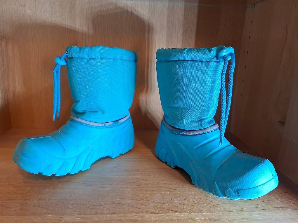 Jako-O Scarpe per ragazzi: Winterstiefel Jako o Gr.28 – Usato da Aathal-Seegräben venduto da DiBritta 1