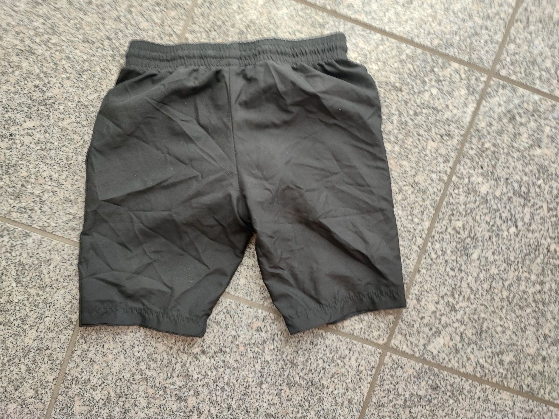 Crosswave Biciclette: Schwarze Crosswave Shorts Grösse 128 – Usato da Grabs venduto da Margelchopf1 1
