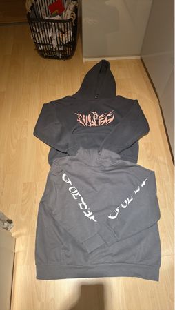 Zwei Hoodies Marke Gr. S&M