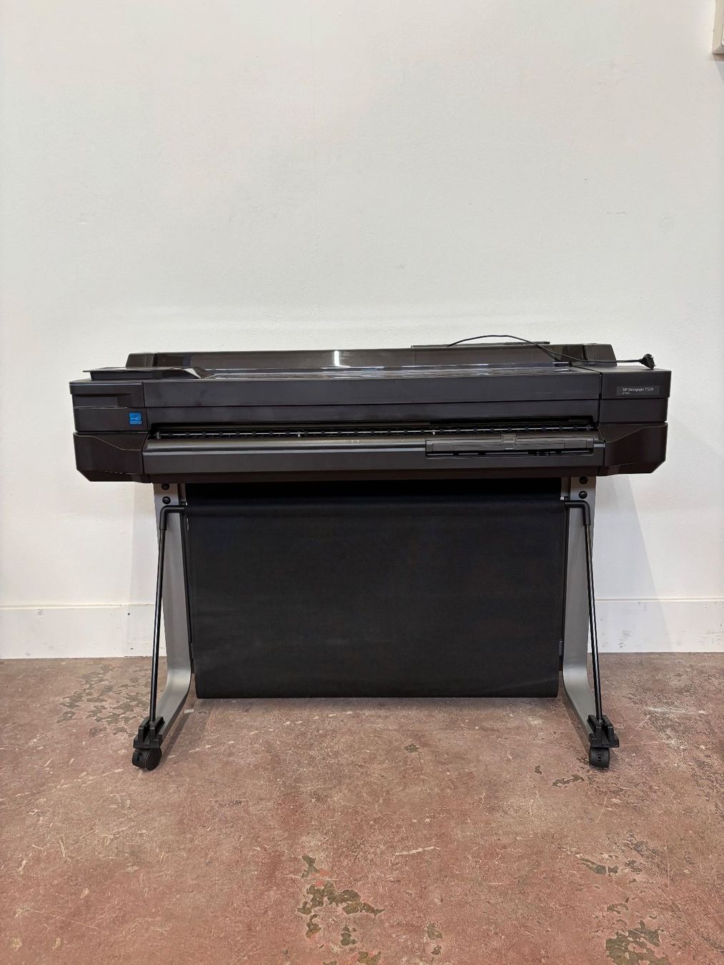 Stampanti: HP DesignJet T520 Grossformatdrucker – Usato da Luzern venduto da CAZS_Luzern