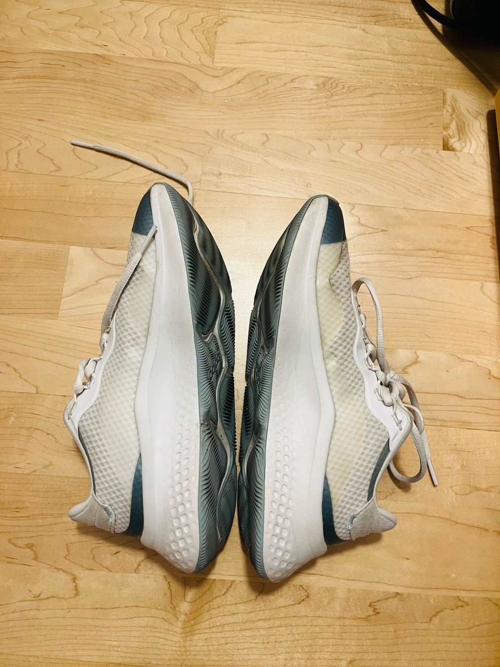 Adidas Scarpe da donna: Adidas Sneakers (Gr. 36 2/3, EU) – Usato da Winterthur venduto da cam_w67x 1