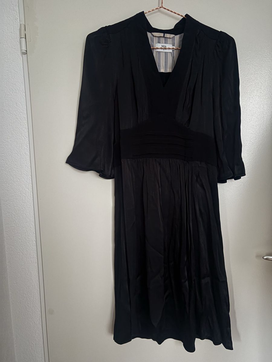 Vestiti: Elegantes Midi-Kleid Noa Noa – Usato da Zürich venduto da triangular 8