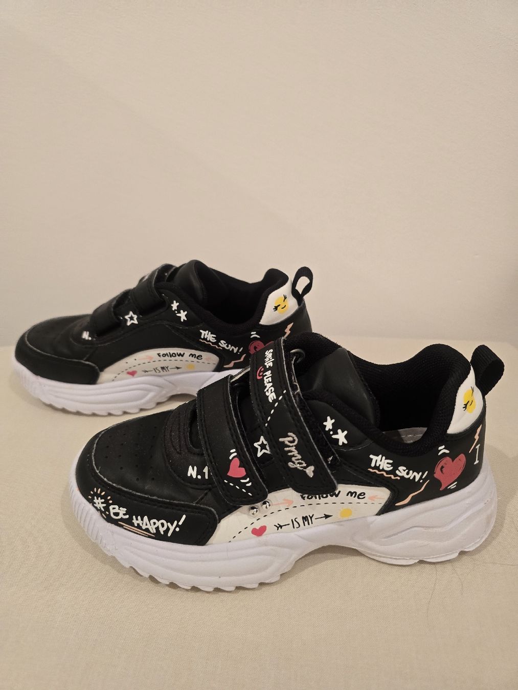 Primigi Chaussures filles: Echtleder Sneaker,  Gr.31 Primigi  – D'occasion à Rorschacherberg par Olgamedved
