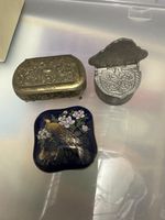 3 spezielle Dosen Döschen Porzellan Pfau Metall Zinn
