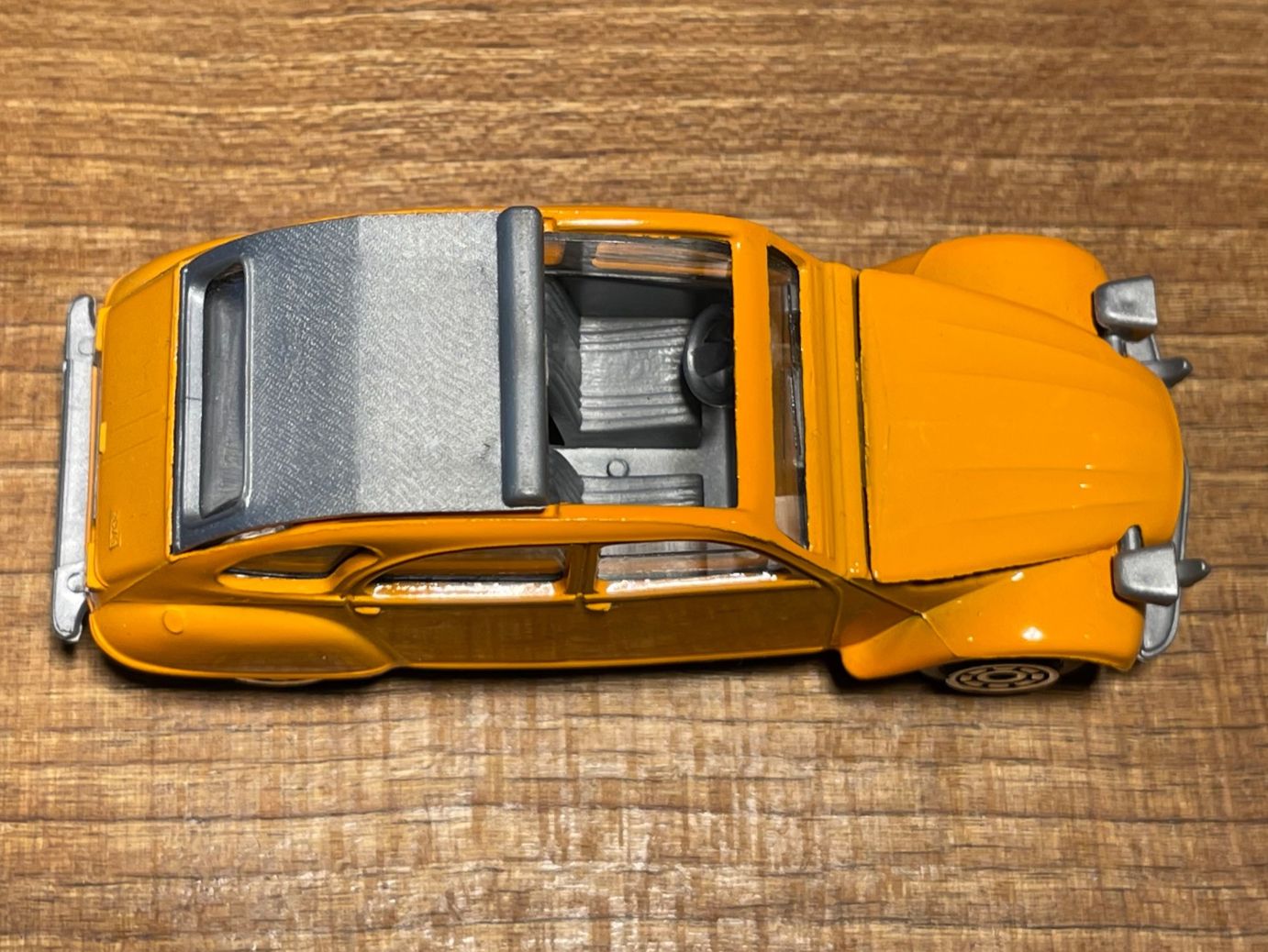 Citroën Modellini d'auto: Citroen 2CV6 Norev Modellauto – Usato da Luzern venduto da mintcar 4