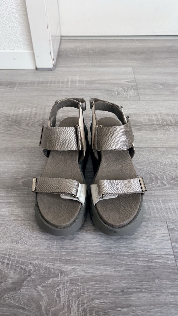 Scarpe da donna: Unitednude sandals – Usato da Zürich venduto da ali_2hvm 1