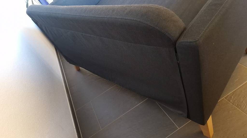 Ikea Divani: Gemütliches Kleinsofa anthrazit – Usato da Lufingen venduto da Yumahe 1