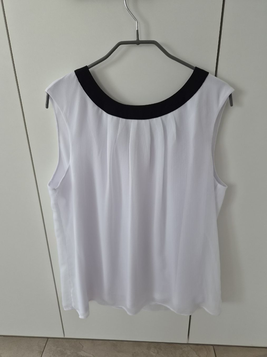Orsay Camicette: Orsay Bluse Weiss/Schwarz Gr. 40 – Usato da Niederrohrdorf venduto da Miripfiri
