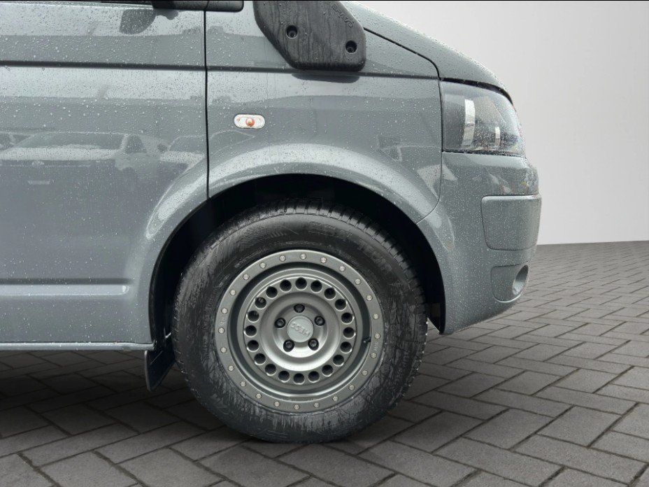 VW Camping Fahrzeuge: VW T5 Wölkle Autark Camper – Gebraucht aus Alpnach-Dorf von Hess-Automobile 4