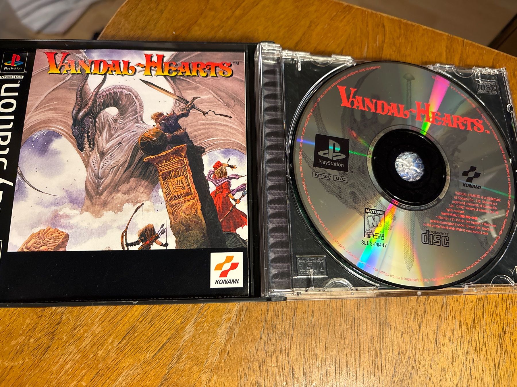 Sony Giochi: VANDAL HEARTS - Sony Playstation 1, PS1 – Usato da Zürich venduto da hiddentreasures_zh