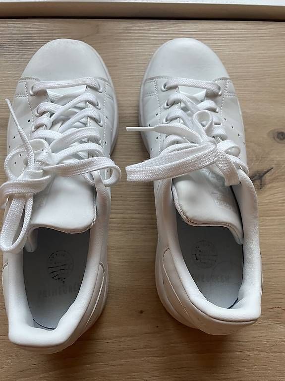 Chaussures femmes: Adidas Stan Smith weiss 36.5 – D'occasion à Zürich par bei_7cvn 2