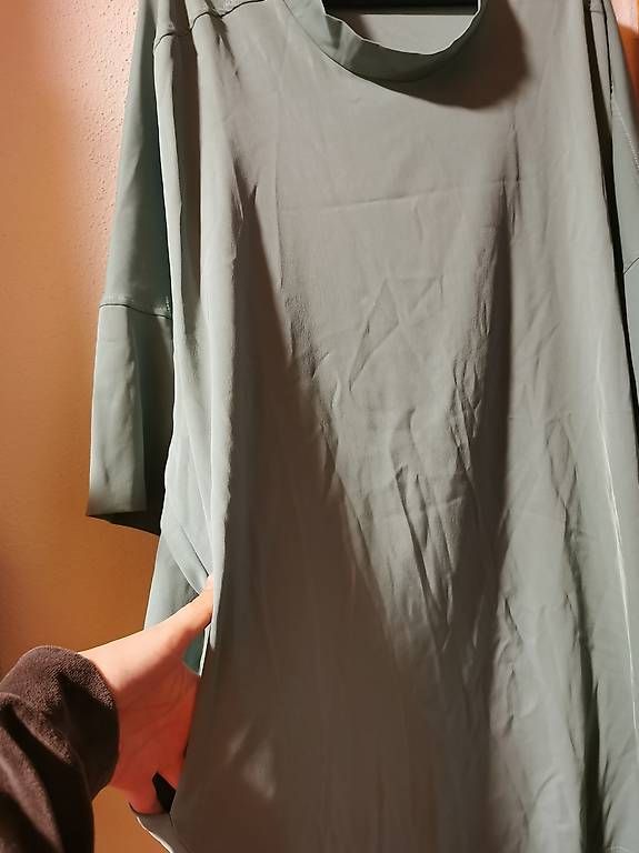 Vestiti: Extravagantes Kleid – Usato da Neuhausen venduto da NatWag 1