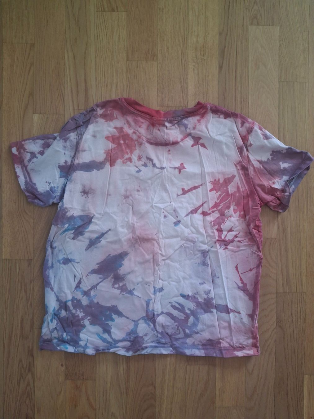 H&M T-shirt: Batik T-Shirt – Nuovo (secondo la descrizione) da Luzern venduto da gab_726g 1