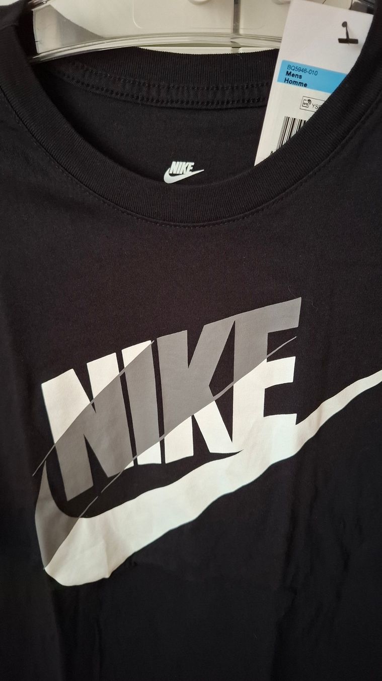 Nike T-Shirts: Nike T-Shirt - Grösse M – Neu und originalverpackt aus Rickenbach b. Wil von VeryLovelyThings 1