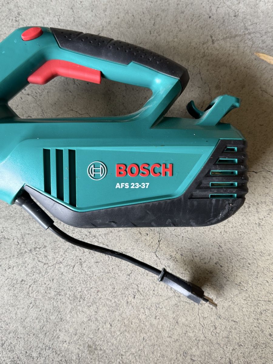 Bosch Tagliaerba: Bosch Elektrotrimmer AFS 23-37 – Usato da Triesen venduto da Kburns