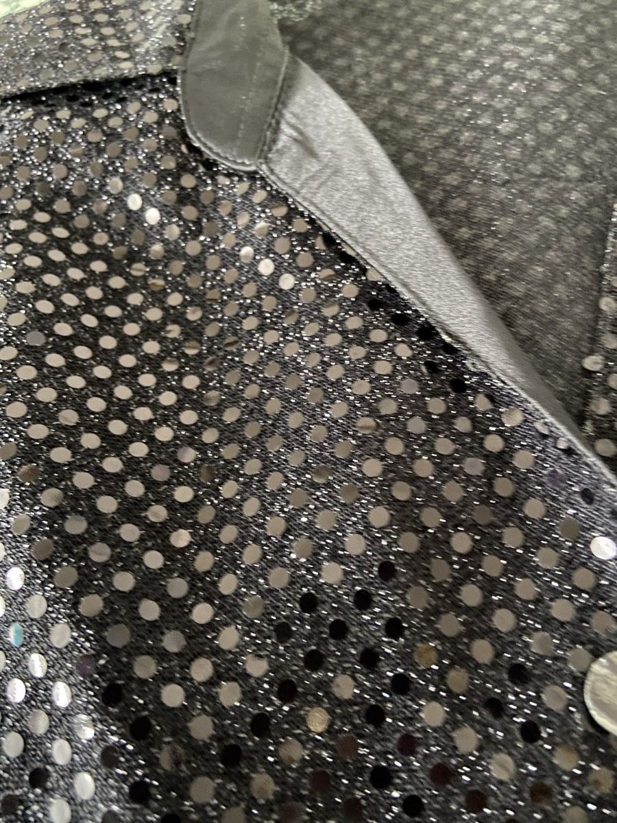 Blusen: Neue schwarze Bluse mit leicht Glitzer Gr. M – Neu (gemäss Beschreibung) aus Oftringen von andrax 7