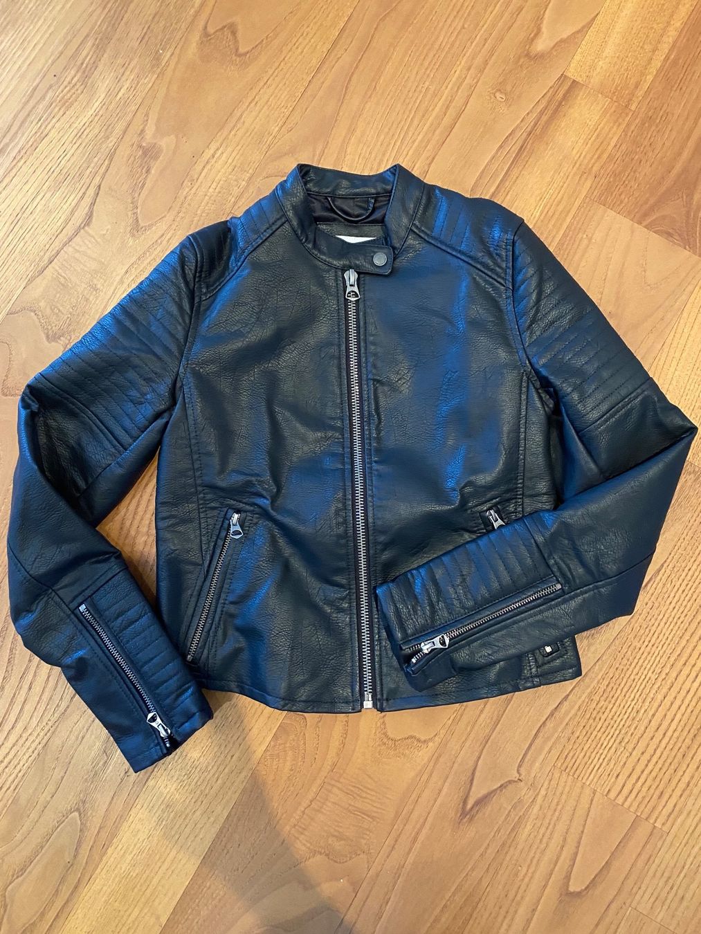 Pepe Jeans Giacche: Lederjacke, NEU – Nuovo (secondo la descrizione) da Sissach venduto da laura.x4