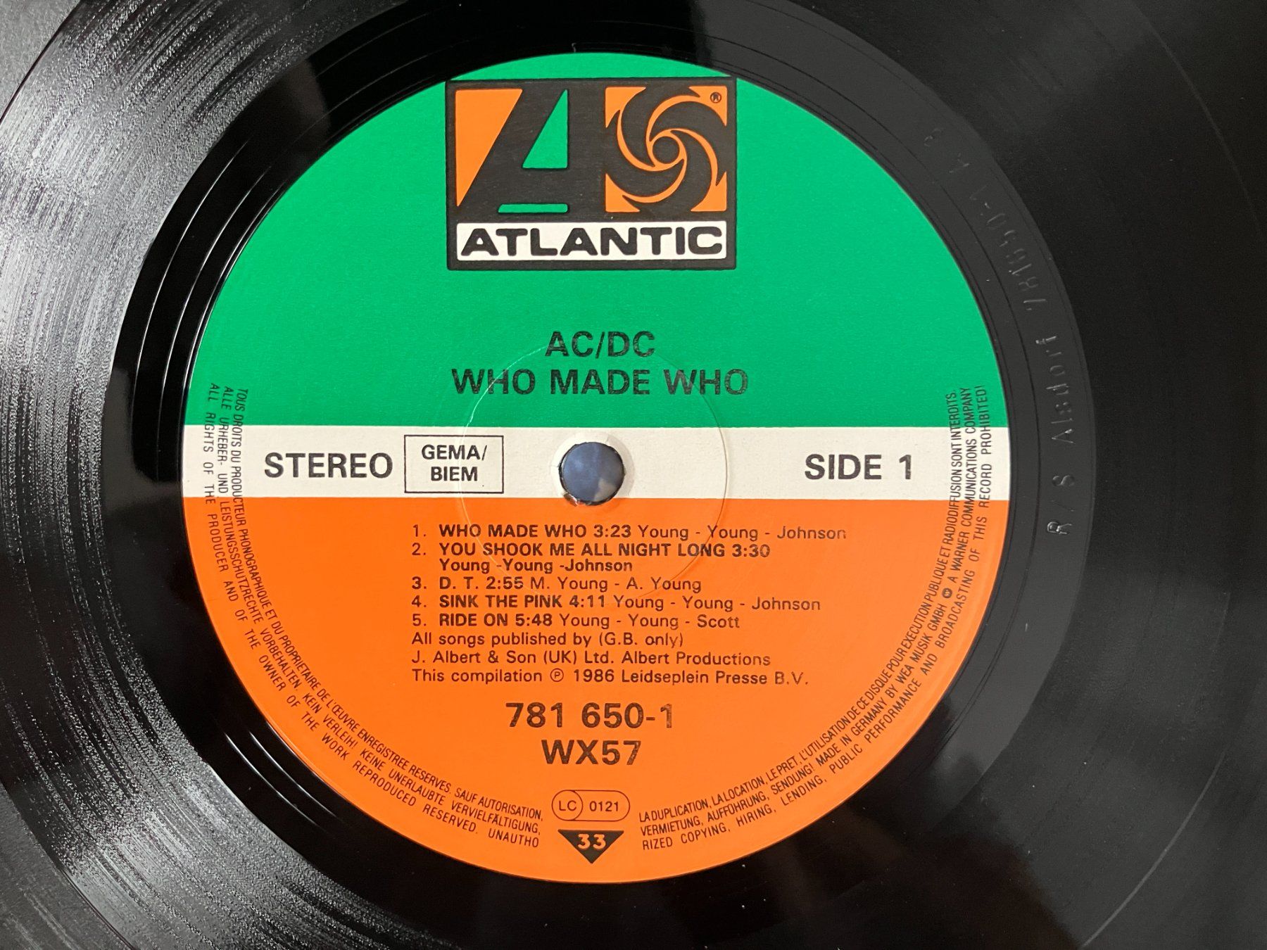 Vinyles: AC/DC – D'occasion à Aarwangen par Jukebox3 6
