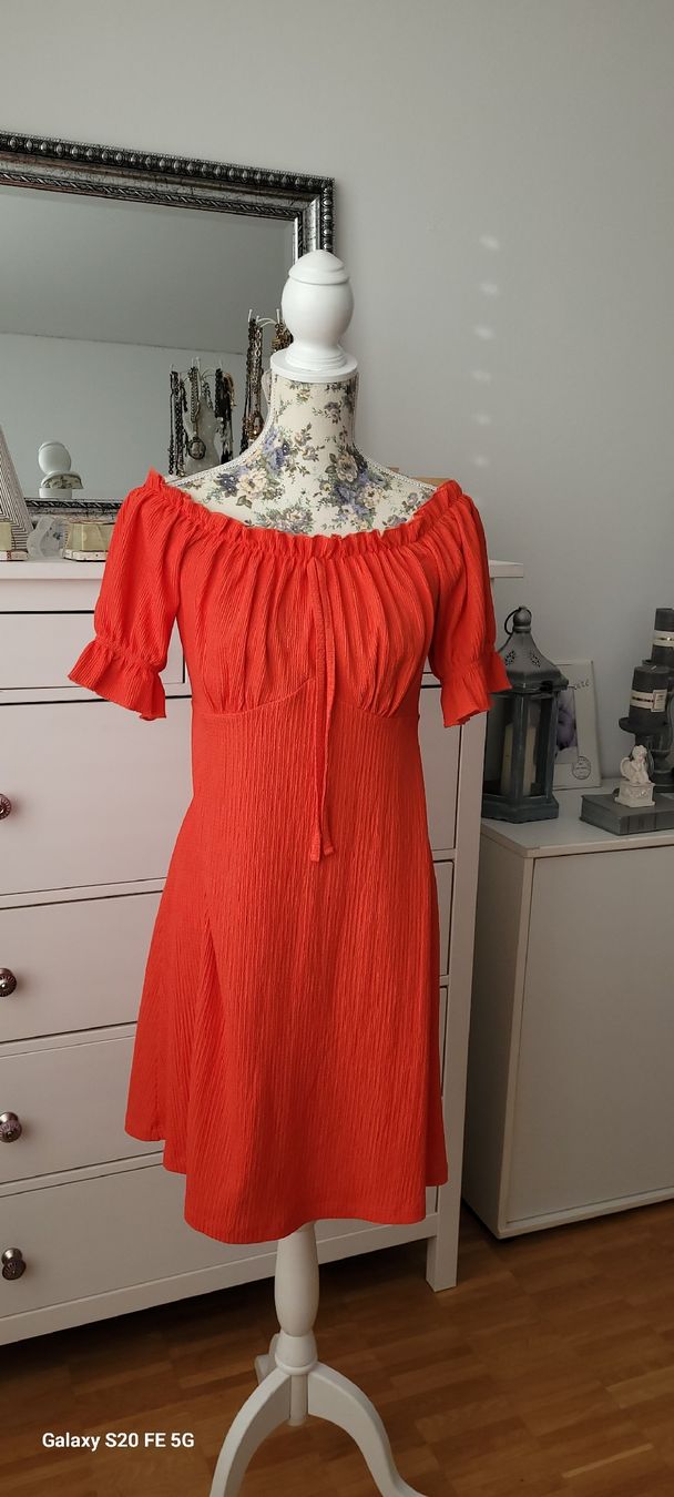 Vestiti: Carmen Kleid Gr. 40 – Nuovo (secondo la descrizione) da Oberaach venduto da Svea11 1