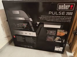 Weber Pulse 2000 mit Rollwagen *elektrischer Grill*