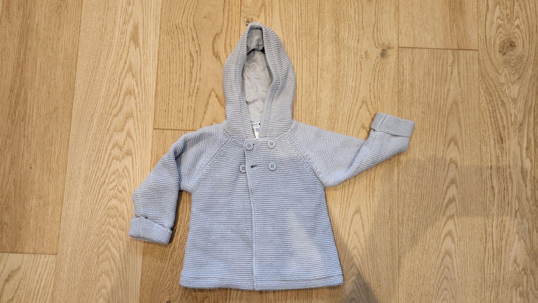 Pullover & Sweatshirts: Strickjacke mit Kapuze hellgrau Grösse 74 gebraucht – Gebraucht aus Lampenberg von fab_88z7 2