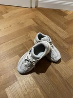 Yeezy 700 Analog, Grösse 8 (41 1/3) Winterdeal