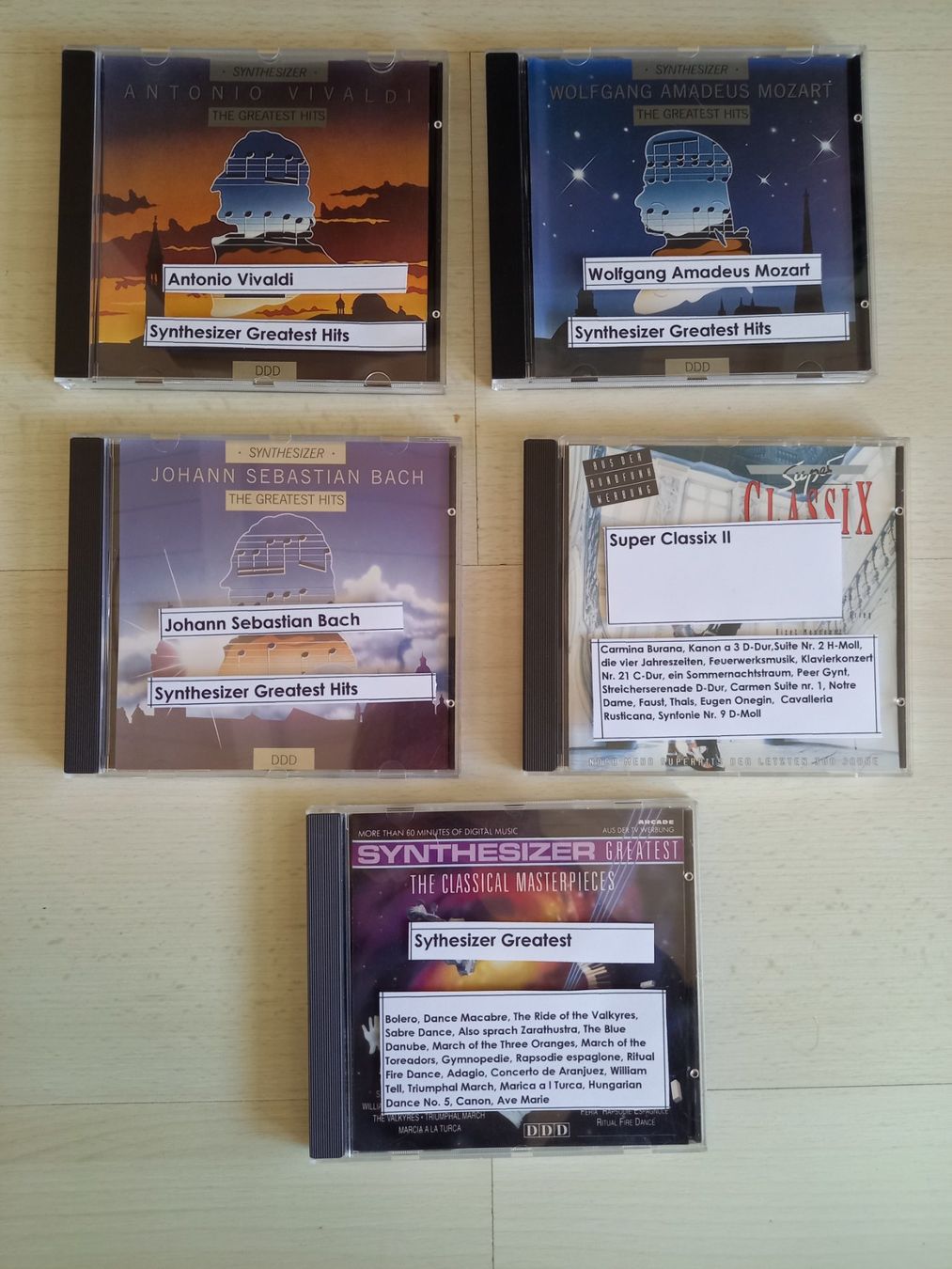CD: Synthesizer Classic Music CD's – Usato da Meggen venduto da Aladin17