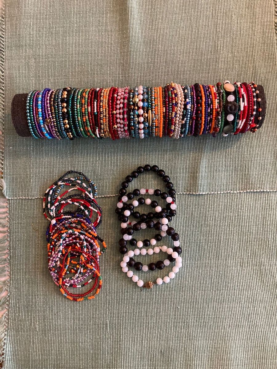 Bracciali & Braccialetti: modische Armbänder, diverse Farben – Nuovo (secondo la descrizione) da Unterengstringen venduto da Viktoria_