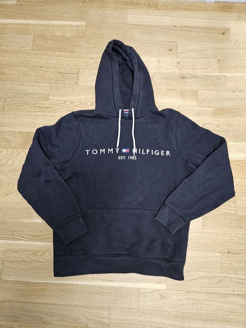 Tommy Hilfiger Maglioni & Felpe: Tommy Hilfiger Hoodie Gr. S – Usato da Brüttisellen venduto da Thebananaboom
