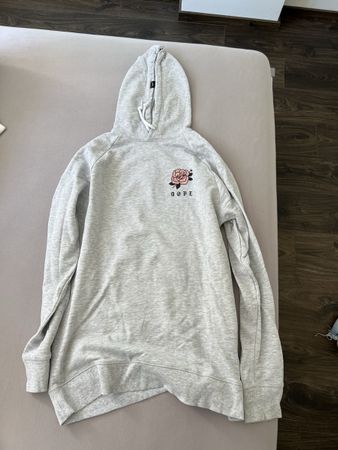Kapuzenpulli 
