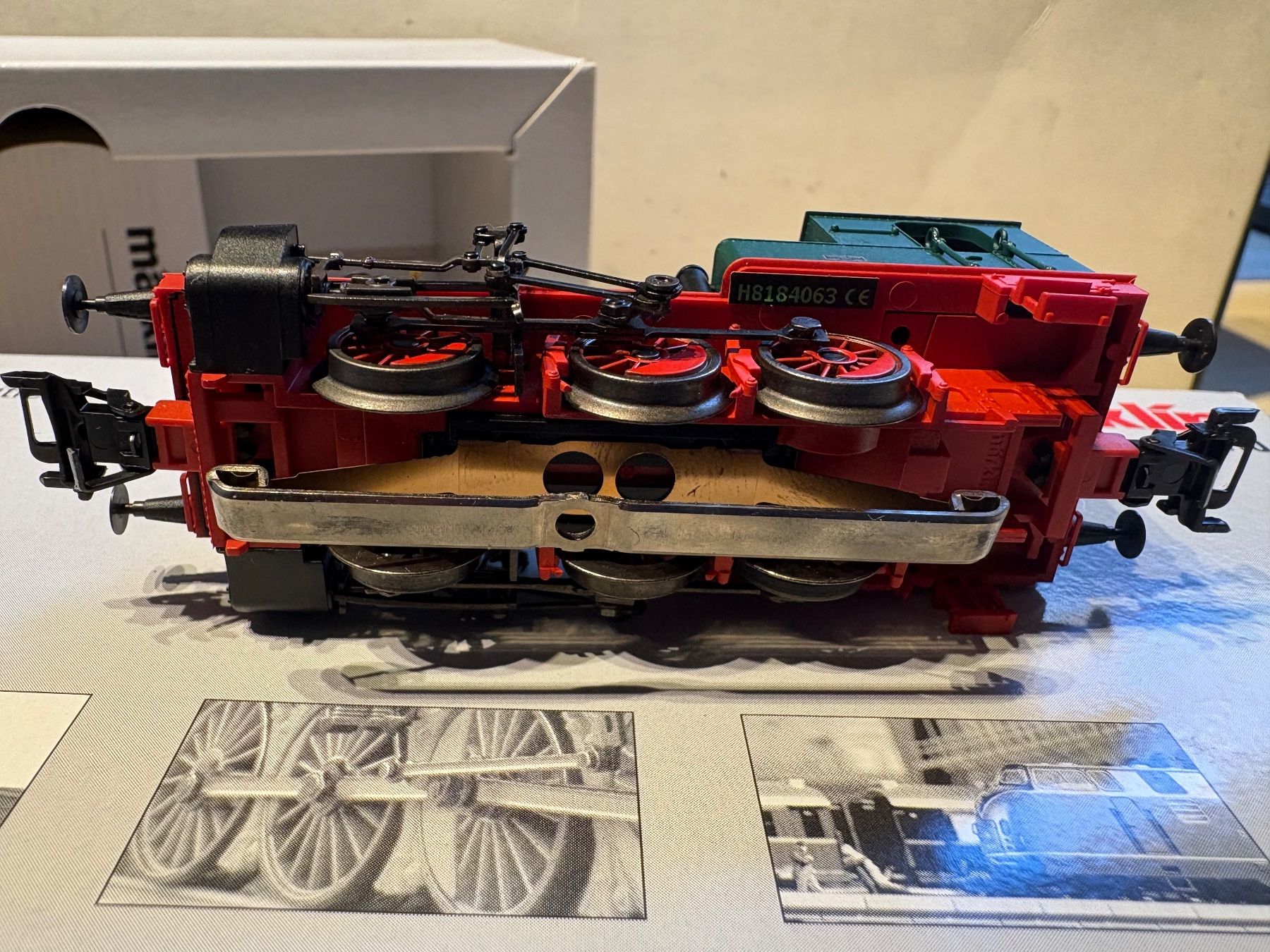 Märklin Modellini di ferrovie: Maerklin 37142  T3 – Nuovo e nell'imballaggio originale da Corcelles Payerne venduto da Pierre66 3