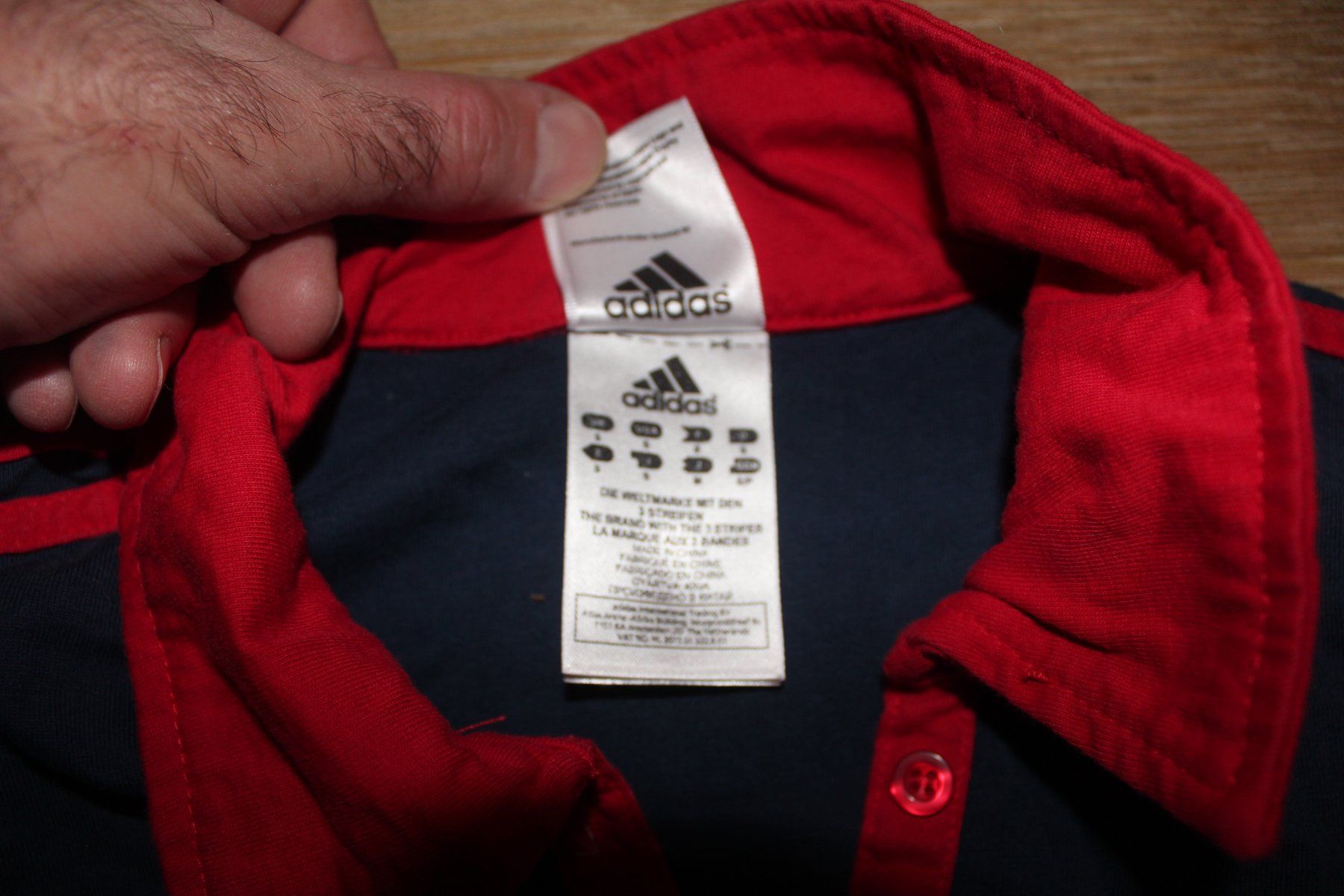 Adidas Magliette Polo: Adidas UEFA wembley size S – Usato da Travers venduto da ColibriRoseOrange 2